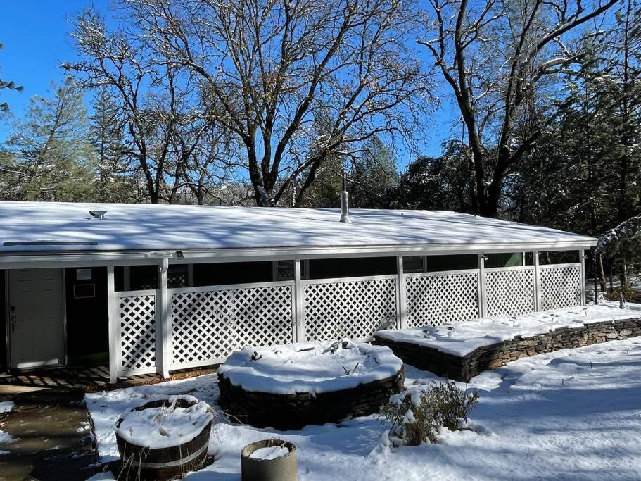 Green Cabin In Midpines Exterior foto